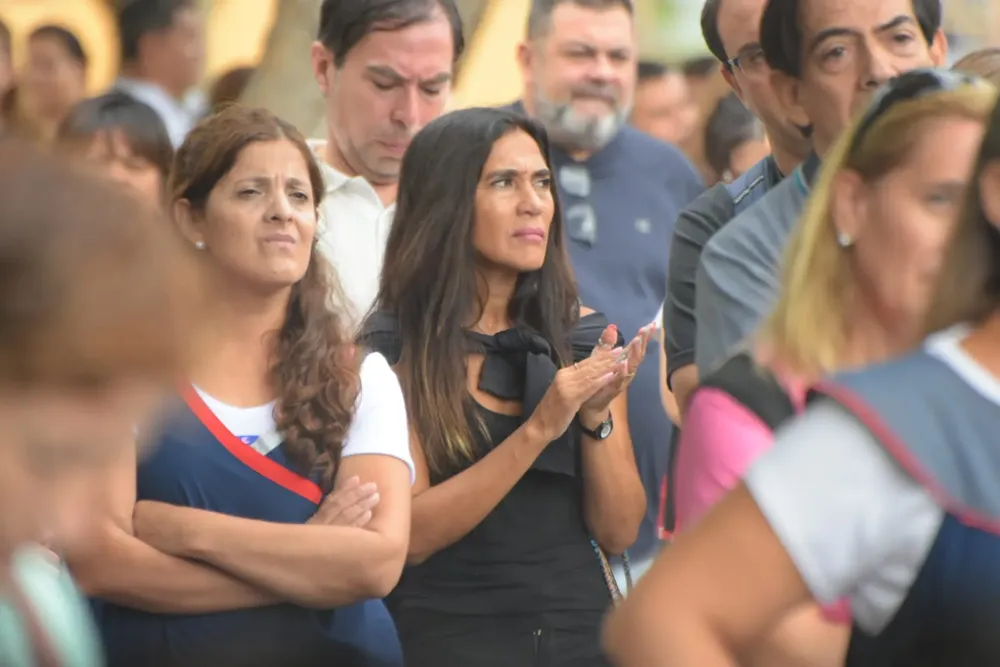 DOCENTES AUTOCONVOCADOS