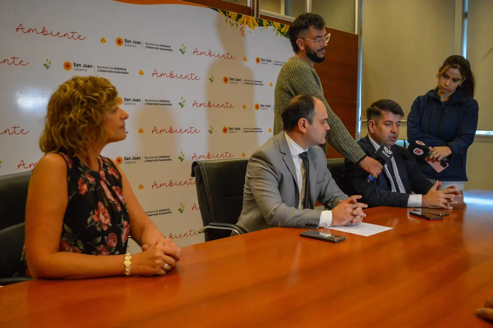 WhatsApp Image 2024-04-10 at 10.35.43 (2)