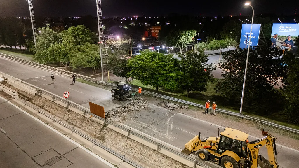 avenida circunvalación obras de noche