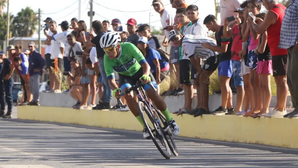 53482654902_61f55fe863_h