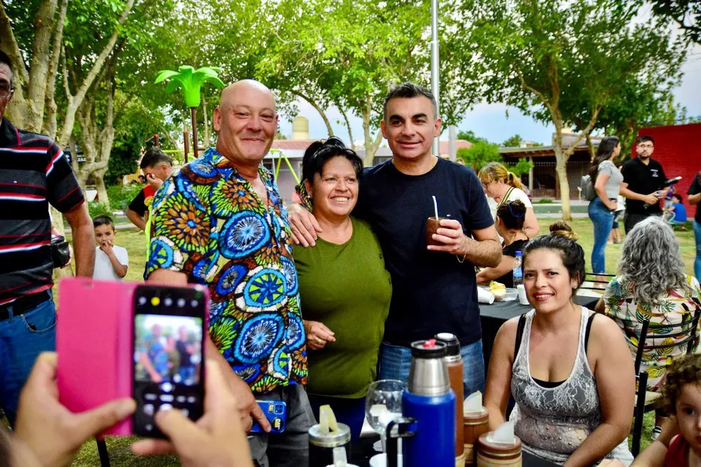 633741f0-0b92-4d5c-affc-63cc62cf3ee2