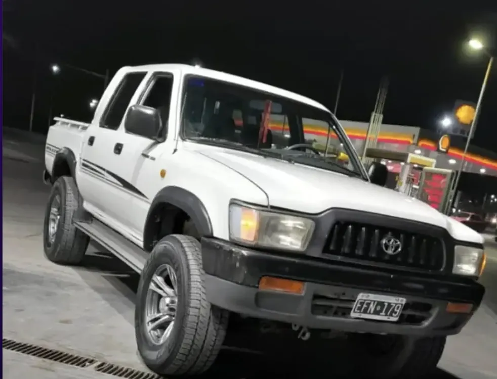 Captura de Pantalla 2024-04-15 a la(s) 00.36.47