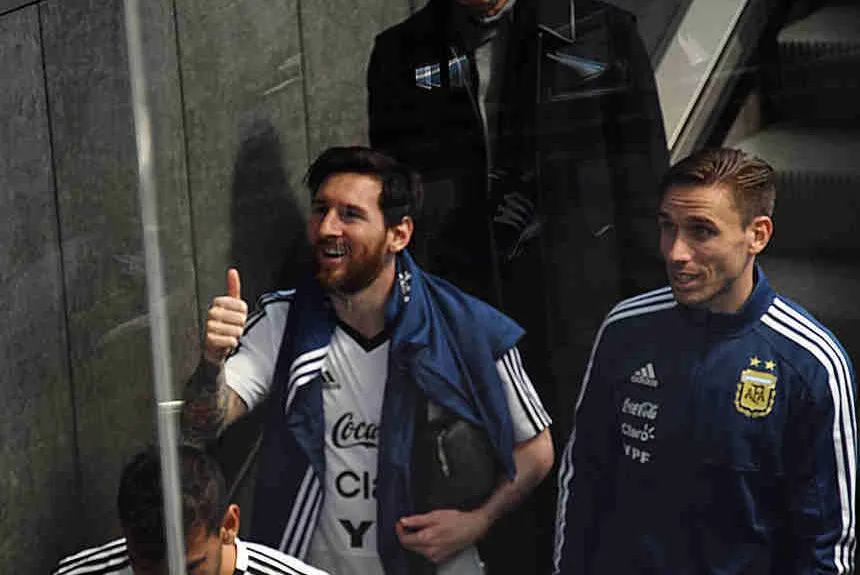 S1YRzXH9M_860x575__1