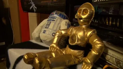 Daniel es un fanático de Star War. En su casa hay decenas de objetos alegóricos.