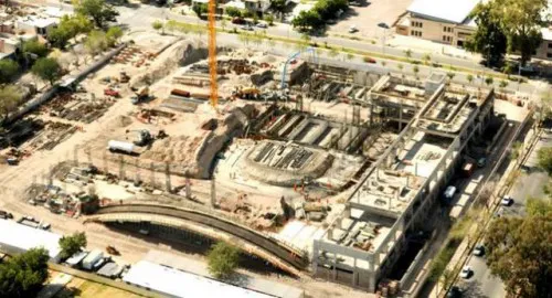 Teatro del BicentenarioCrudo