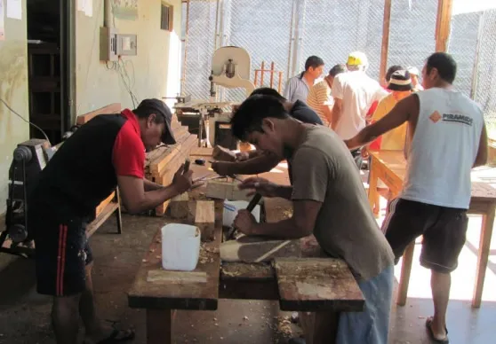 presos-trabajando