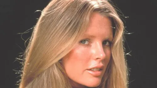 Labios carnosos, la marca distintiva de la más joven Kim Basinger.