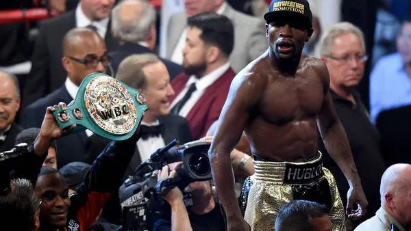 Invicto-Floyd-Mayweather-Pacquiao-LLeva_CLAIMA20150503_0055_27