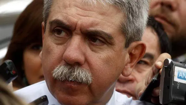 Anibal-Fernandez-Casa-Gobierno-DyN_CLAIMA20150204_0027_27