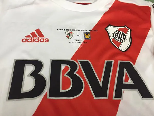 camiseta final