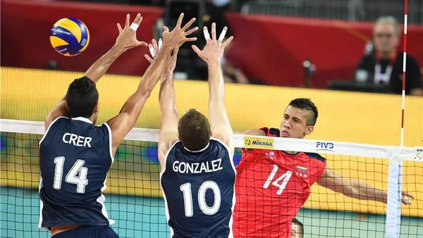 Creer-Gonzalez-bloquean-Argentina-FIVB_CLAIMA20140831_0151_27