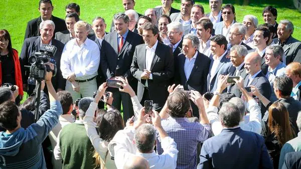Sergio-Massa-Roberto-Basualdo-Juan_CLAIMA20150423_0291_27