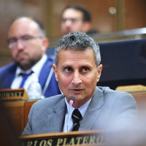 Platero-ministro Familia