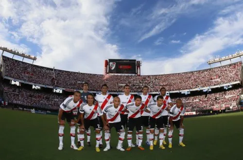 Revancha. El equipo de Ramón juega hoy en busca del primer punto en el nuevo torneo.