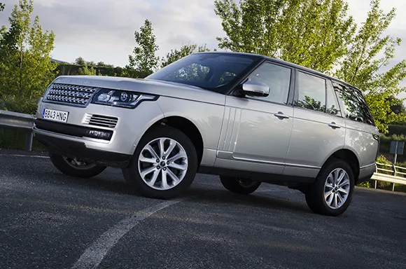 2013-05-27-rangeroverv8vogue96600327redux580