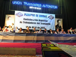 Conferencia-Gremios-Transporte-UTA_IECIMA20150414_0059_15