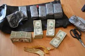 dolares en el jeep