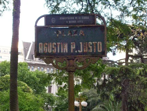 Plaza Agustín P Justo 1