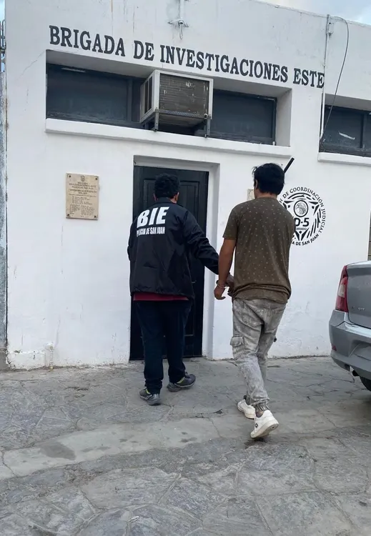 WhatsApp Image 2025-11-17 at 12.12.35