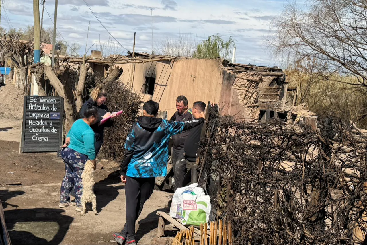 incendio viento zonda ruinas familias pérdidas