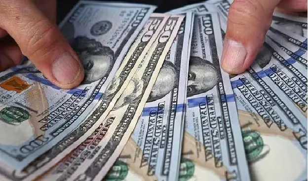 dólar 123e3