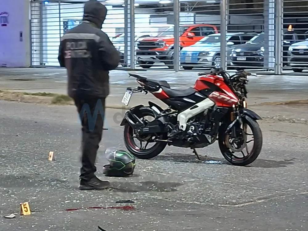 Moto choque Hernández
