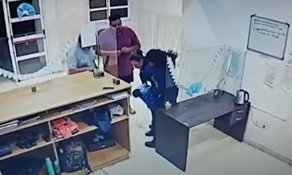 Policías salvaron bebé