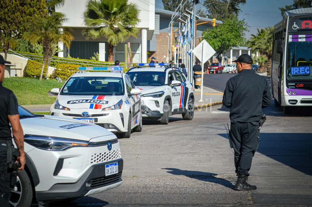 patrulleros policias parque centro civico operativos verano primavera 21 de septiembre (4)