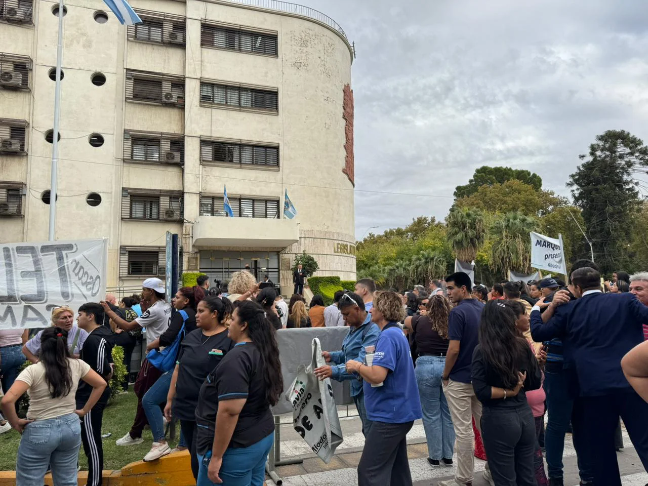 eb88ea7c-0640-4371-988b-67553d044ba4