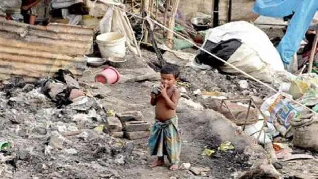 Los niños, los que más sufren la pobreza.