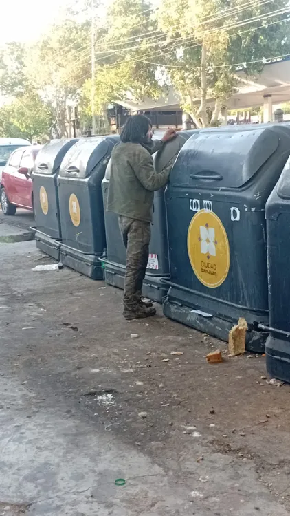 WhatsApp Image 2025-12-02 at 08.41.21