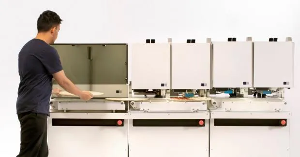 robot-pizzas-picnic