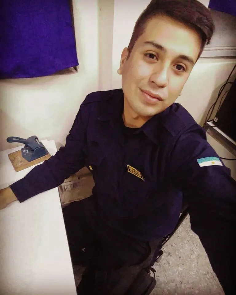 836bff7d-199b-449e-a3f3-29a28d8d9c6a