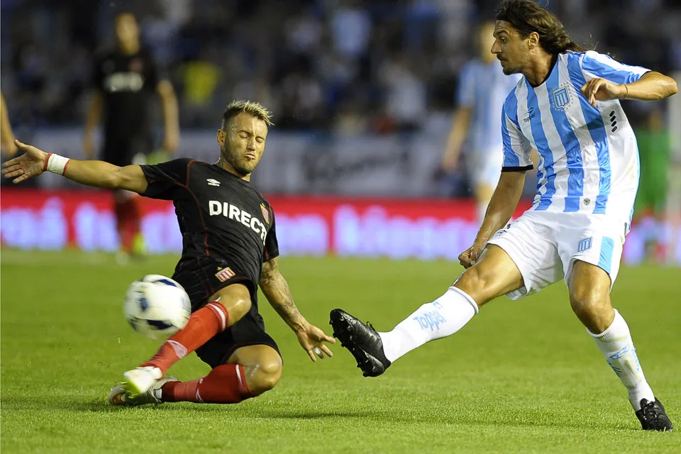 RACING - ESTUDIANTES DE LA PLATA