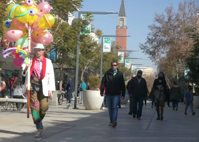 Peatonal centro invierno frío feriado