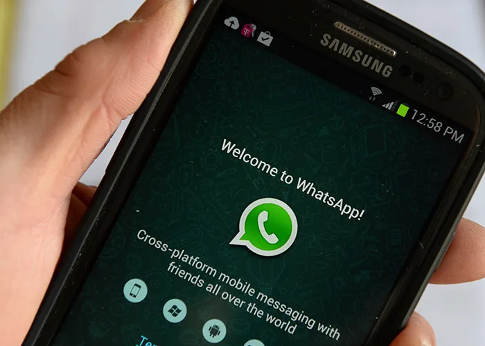 US-IT-TAKEOVER-FACEBOOK-WHATAPP