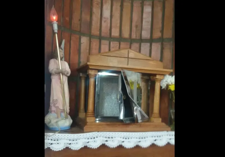 ProfanaciónPNG