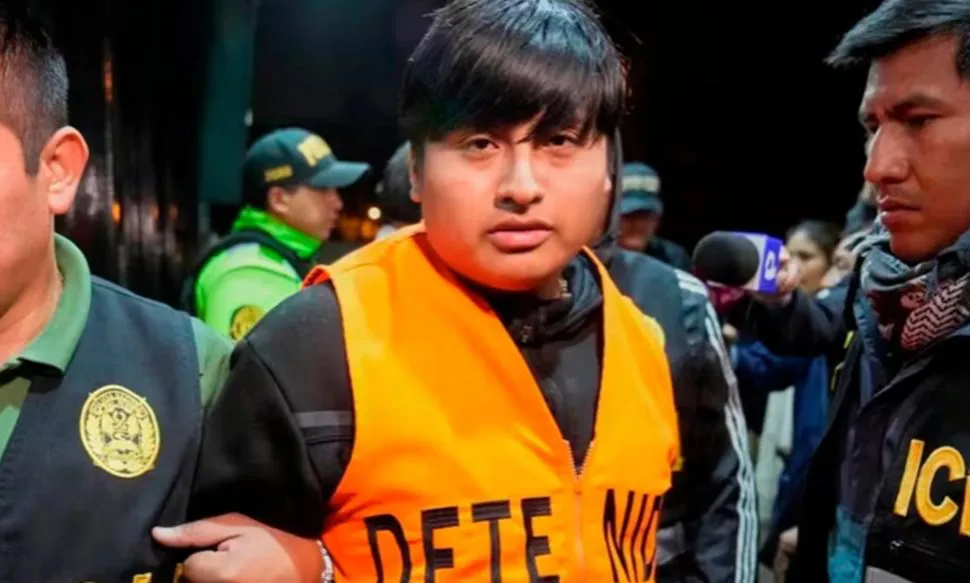 Pequeño J