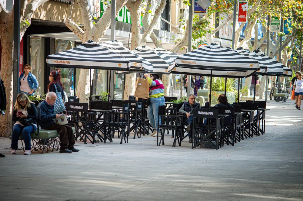 cafes centro peatonal frio