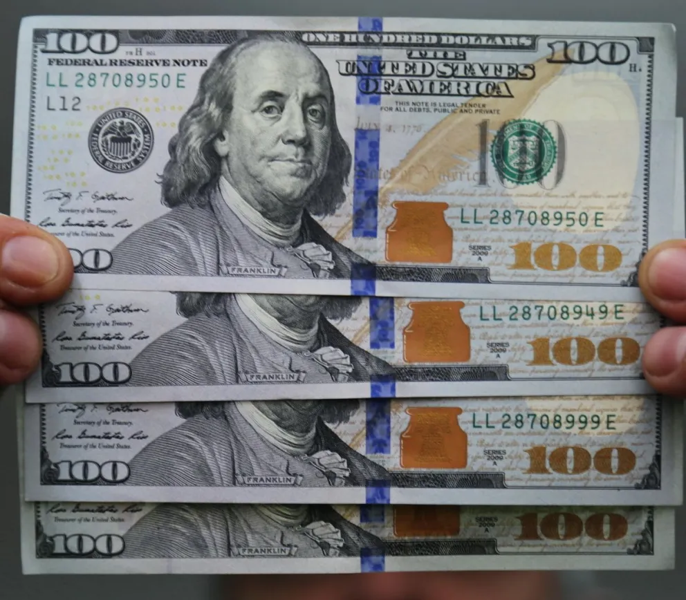Dolar