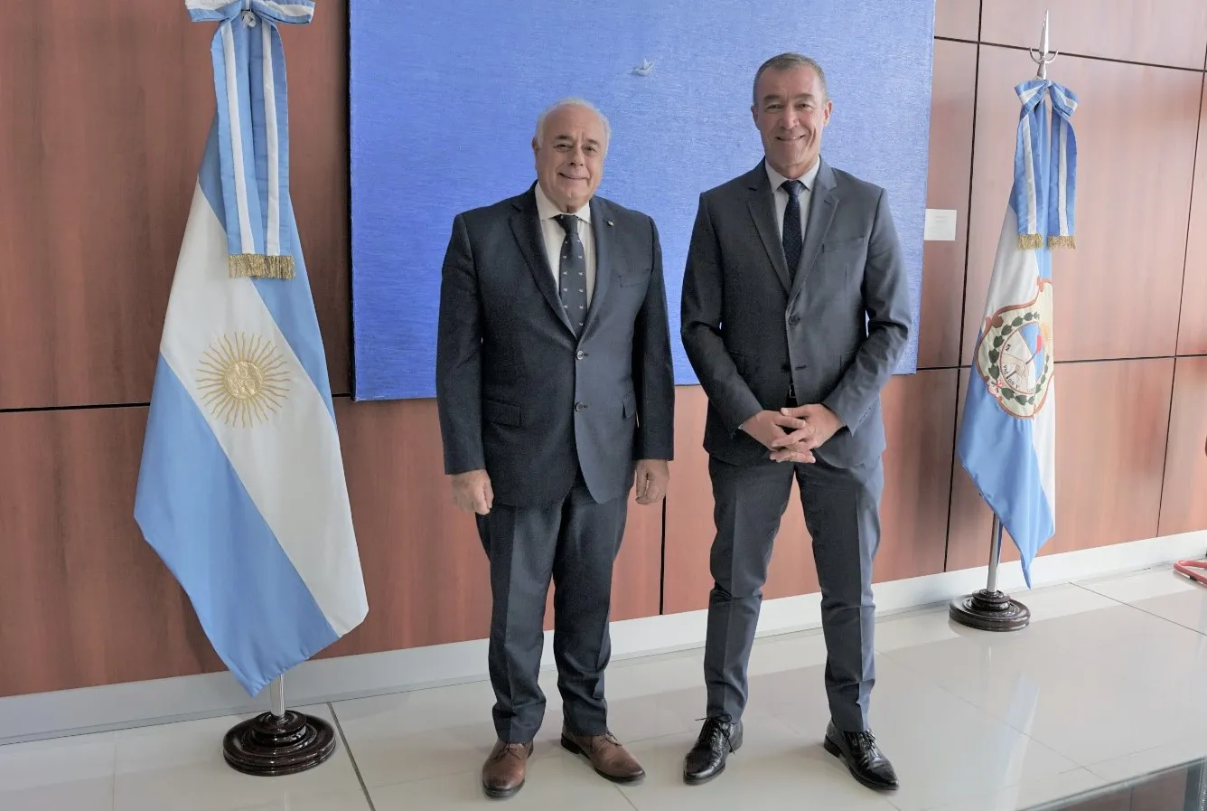 6694eb1a-0a5d-4872-8b1d-b6fc4de3e9d7