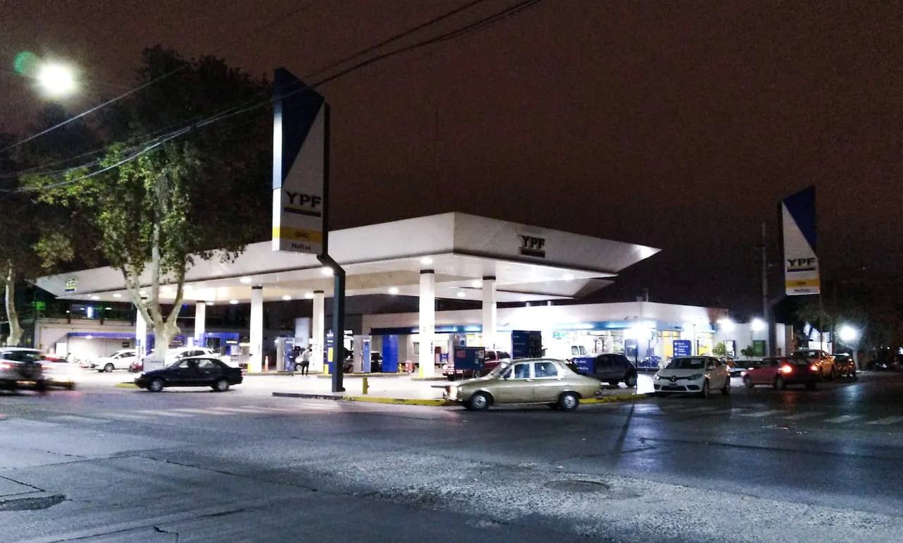 estacion de servicio combustible nafta gnc julio 2018 (4)