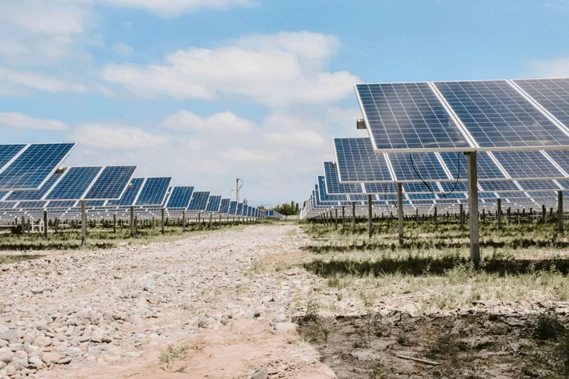 Parque_Solar_Las_Lomitas