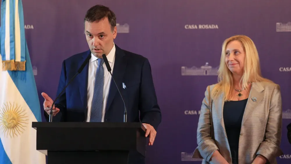 Adorni-Karina