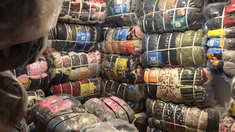 fardos-ropa-nueva-y-usada-llegados-china