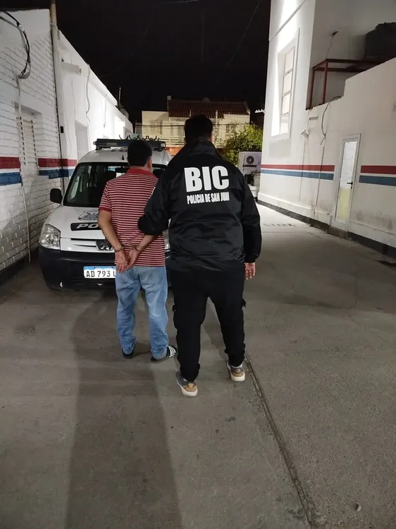 WhatsApp Image 2025-03-13 at 00.24.22 (1)