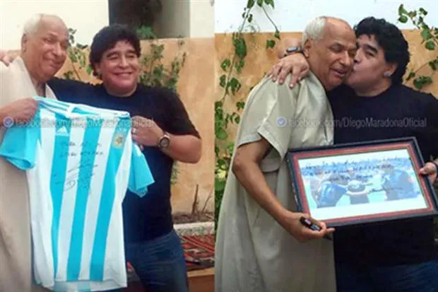 maradona y arbitro mano de dios