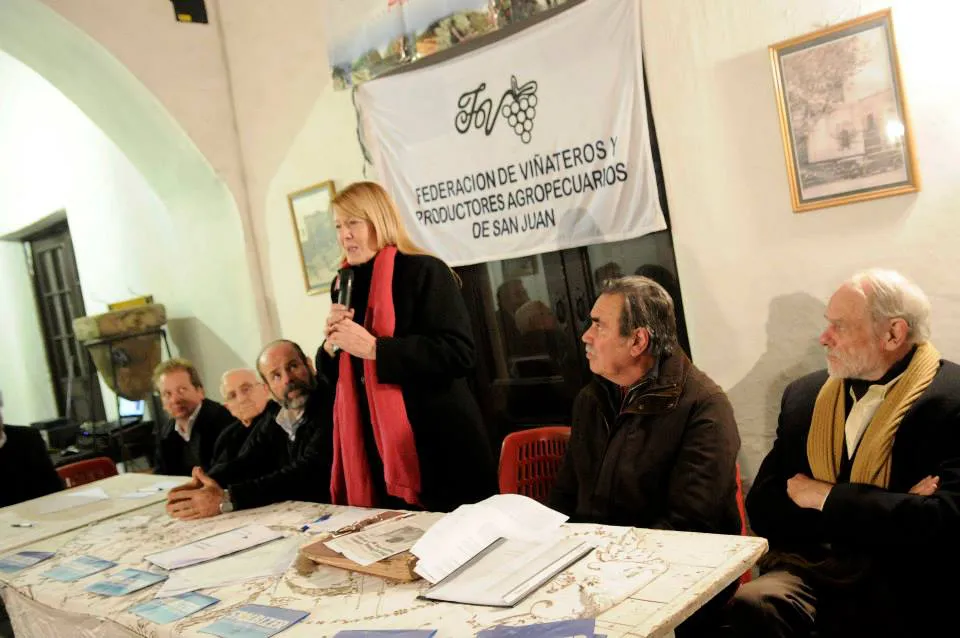 stolbizer_viñateros