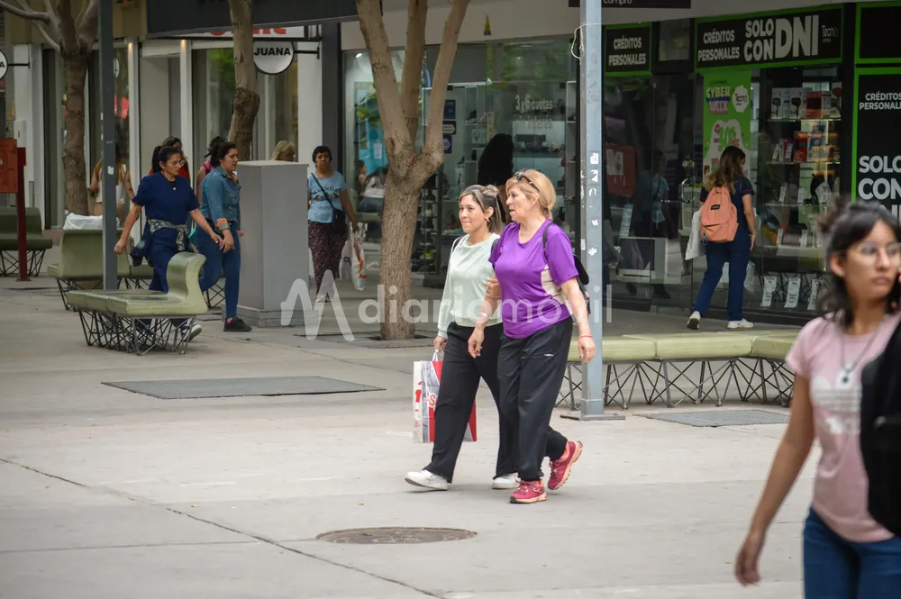 comercio peatonal calor San Juan
