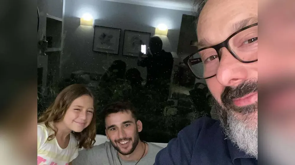 Gerardo Rozín y sus hijos